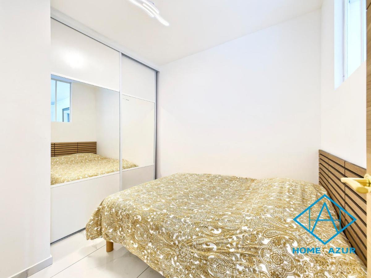 Royal Lux Spacious Seaside Pool Ница Екстериор снимка